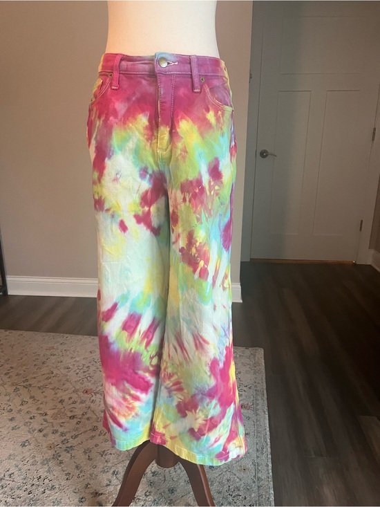 Universal Thread Denim - Universal Thread Tie-Dye Jeans in Pink, Purple & Aqua